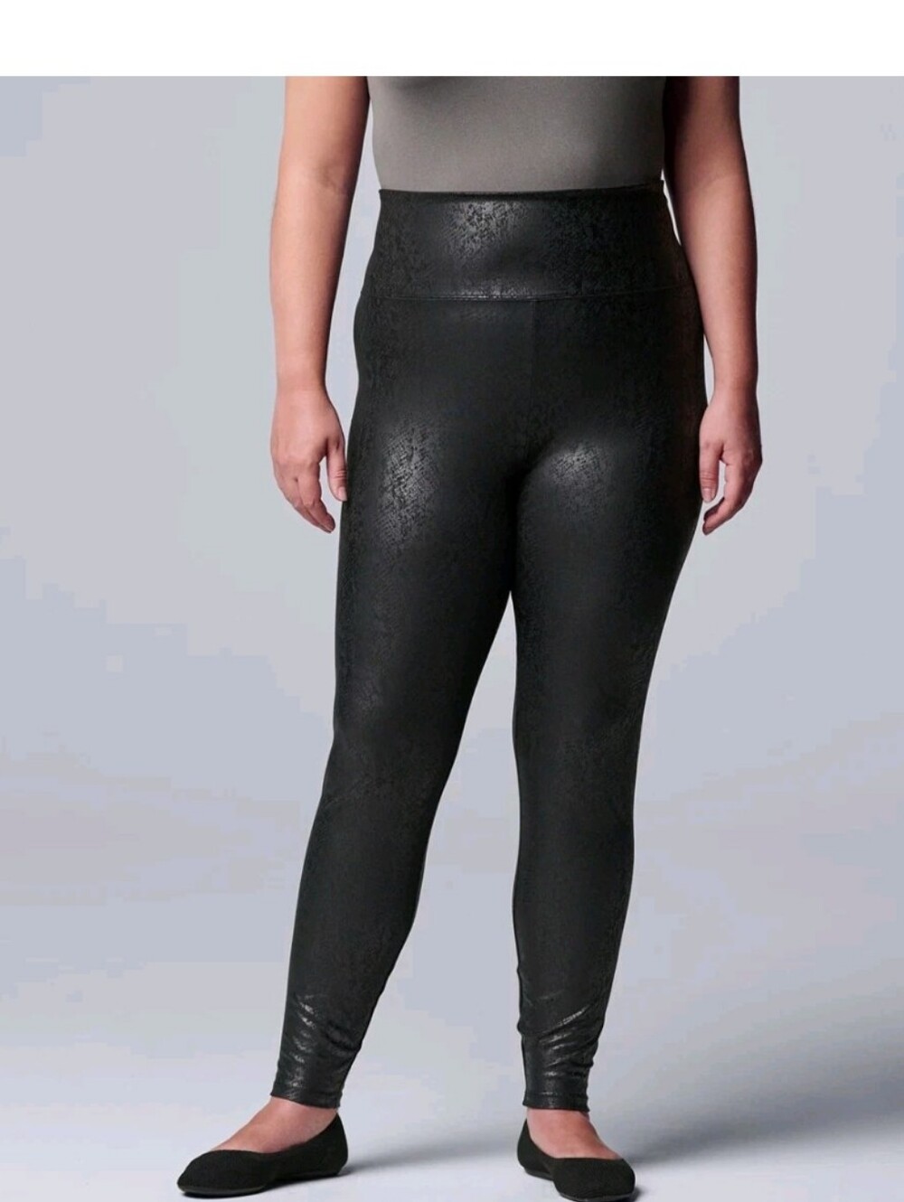 Simply Vera Wang Women Snakeskin HR Faux Leather Shaping Leggings Edgy Gothic